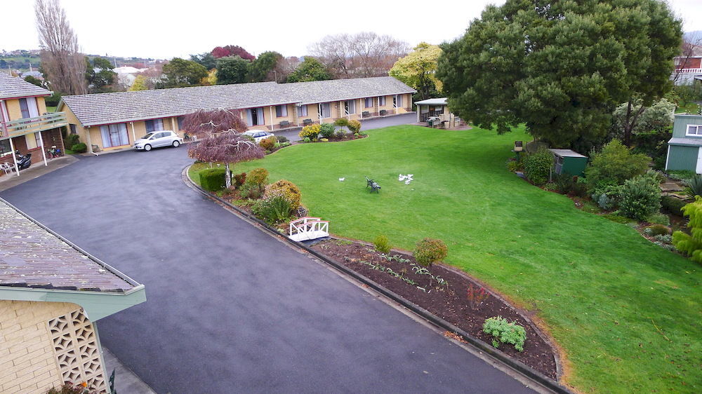 Willaway Motel Apartments Ulverstone Exterior photo
